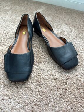 SARTO By Franco Sarto Tracy Black Leather Square-Toe Flats